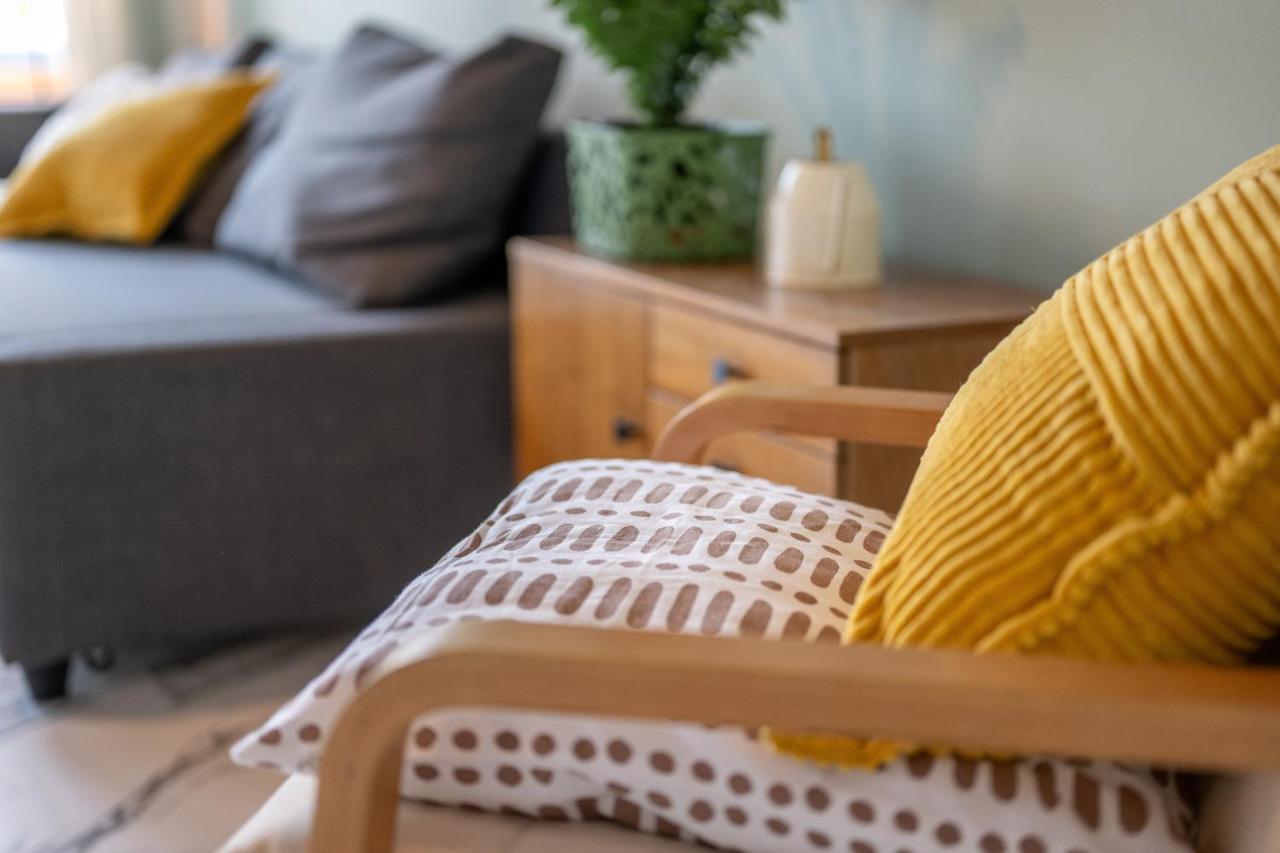Wohlfuehlwohnung Mit 25 Qm Terrasse, Netflix Koblenz  Eksteriør billede